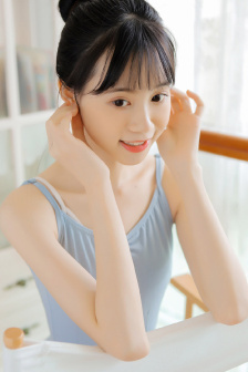 女同